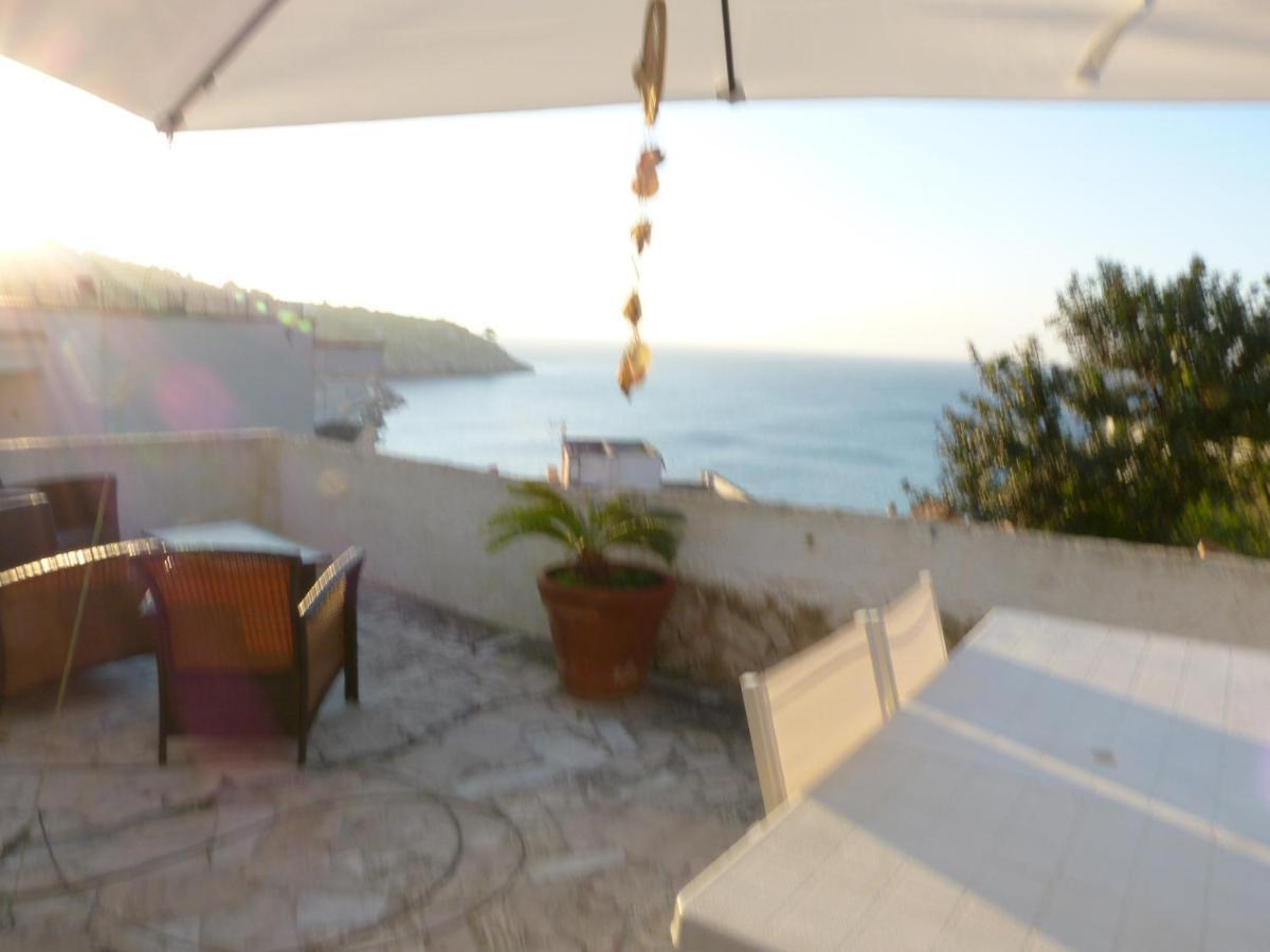 Casa Vacanze Vincenzo E Rosanna Castro  المظهر الخارجي الصورة